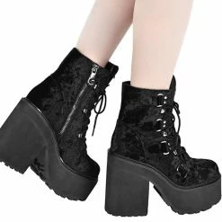 Bottes à Plateforme Killstar - Broom Rider Velvet Platform Boots -Hoodies & Sweatshirts Soldes bottes r plateforme killstar broom rider velvet platform boots3